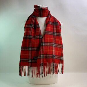 Burberry Classic Red Tartan Lambswool Scarf - Timeless Luxury & Warmth